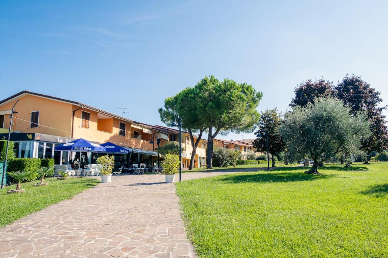 La Casa Sul Porto - Italian Homing Apartment Sirmione Exterior foto